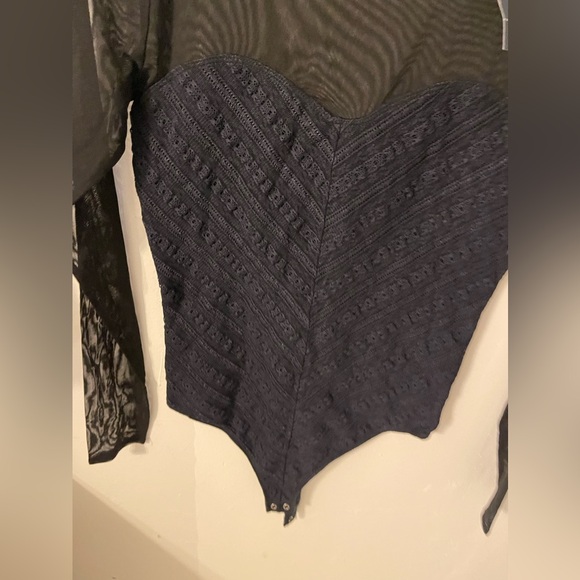 Brand new bodysuit, mesh, long sleeve knitted sleeves - Picture 3 of 5